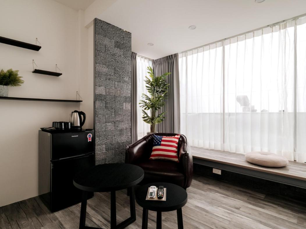 W11 Inn Taipei Extérieur photo