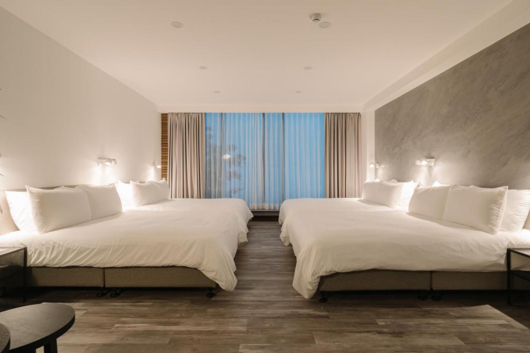 W11 Inn Taipei Extérieur photo